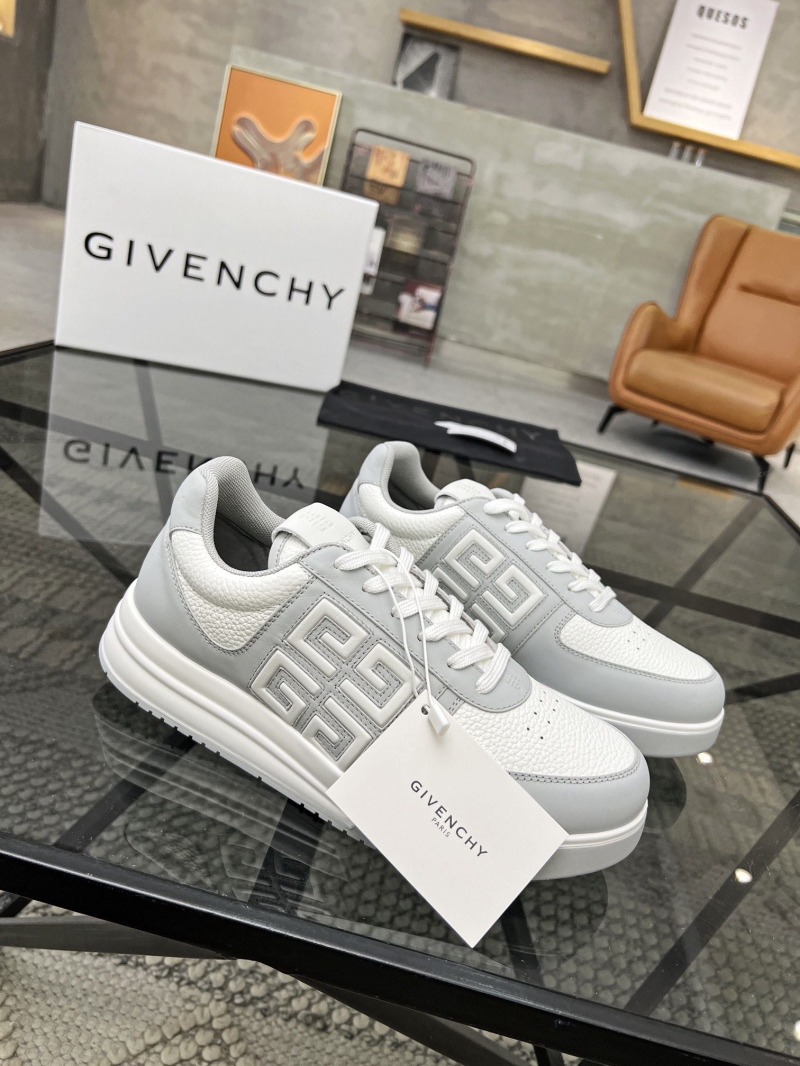 Givenchy Sneakers